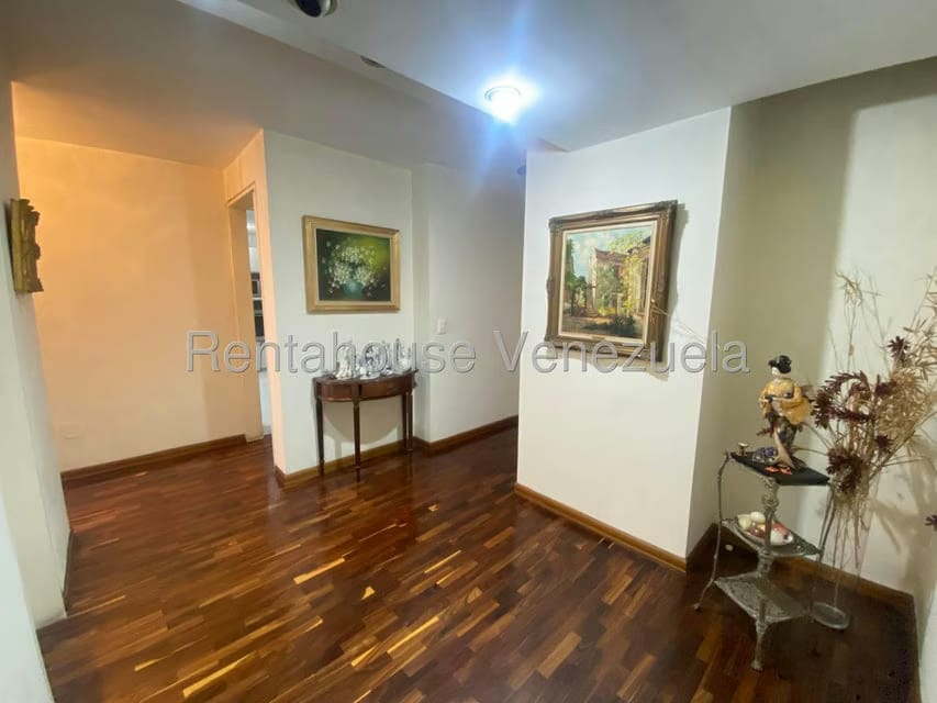 Apartamento (1 Nivel) en Venta en Los Samanes, Distrito Metropolitano - 3