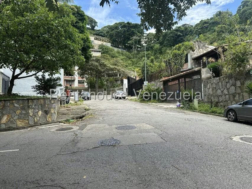 Casa (Duplex) en Venta en Colinas de Bello Monte, Distrito Metropolitano - 3