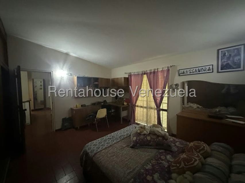 Casa (Duplex) en Venta en Colinas de Bello Monte, Distrito Metropolitano - 26
