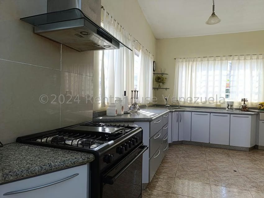 Casa (Multipes Niveles) en Venta en Los Guayabitos, Distrito Metropolitano - 16