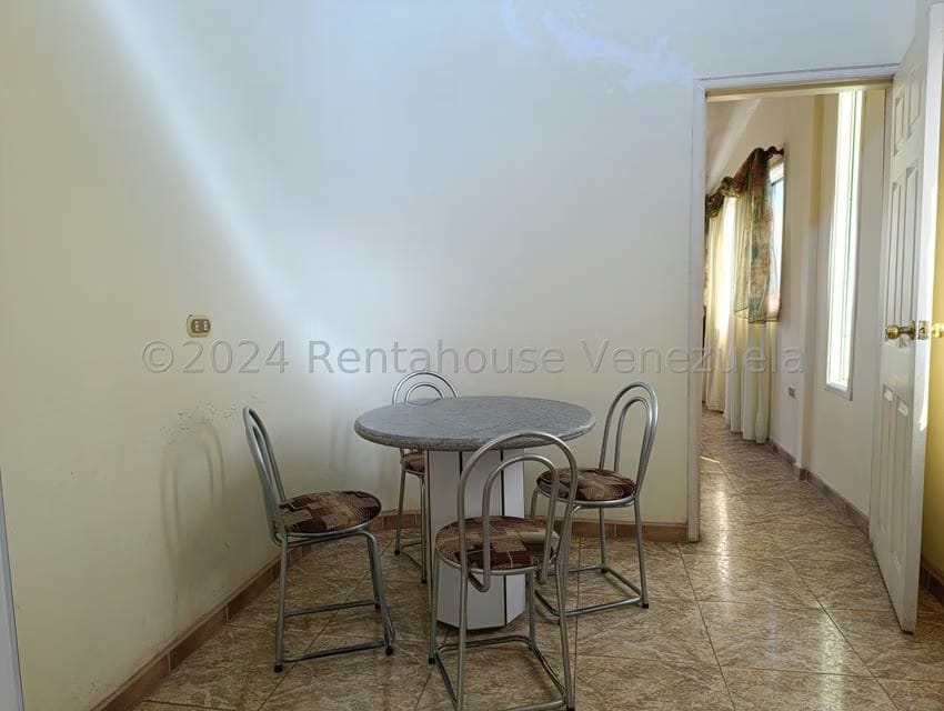 Casa (Multipes Niveles) en Venta en Los Guayabitos, Distrito Metropolitano - 18