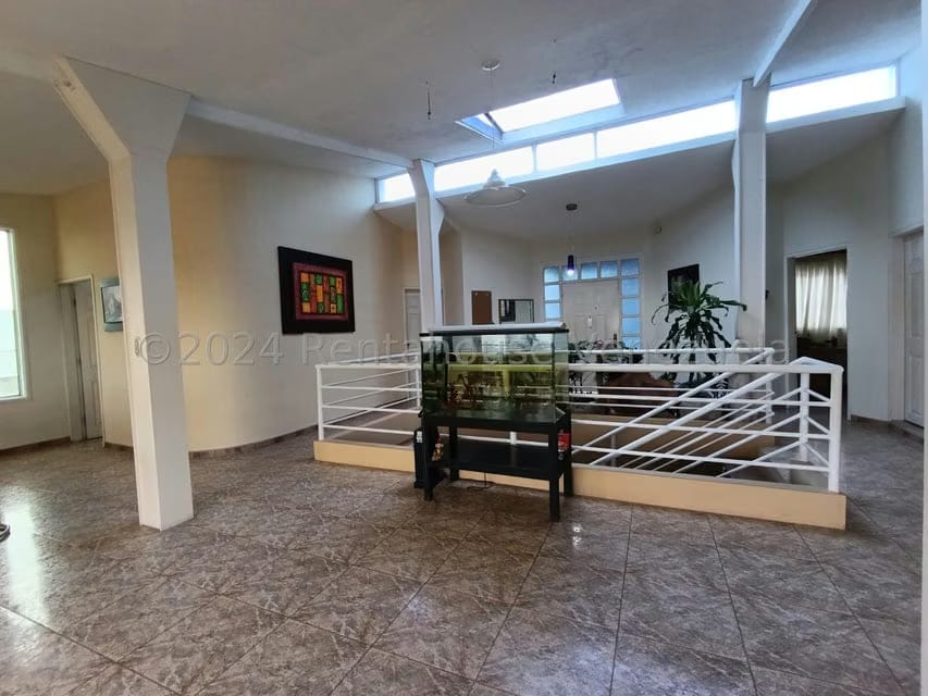 Casa (Multipes Niveles) en Venta en Los Guayabitos, Distrito Metropolitano - 4