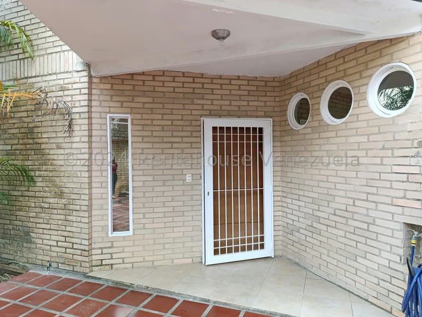 Casa (Multipes Niveles) en Venta en Los Guayabitos, Distrito Metropolitano - 39