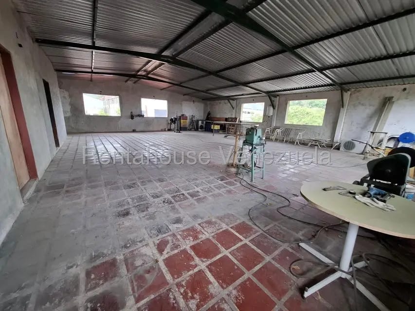 Comercial (Galpon - Deposito) en Venta en Turumo, Distrito Metropolitano - 20