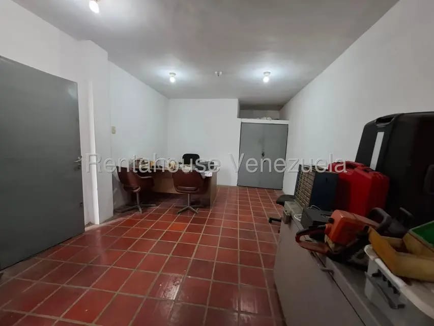 Comercial (Galpon - Deposito) en Venta en Turumo, Distrito Metropolitano - 21