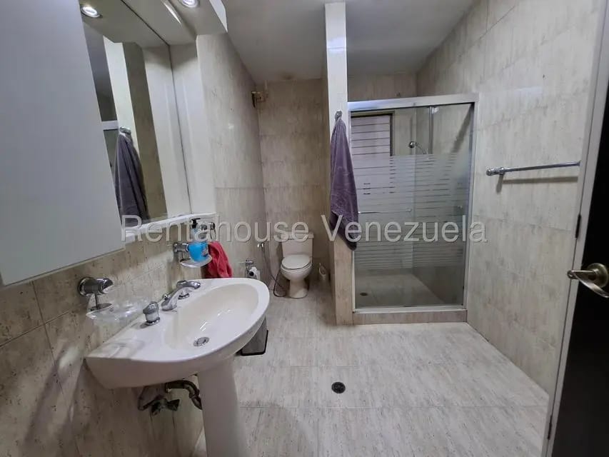 Comercial (Galpon - Deposito) en Venta en Turumo, Distrito Metropolitano - 8