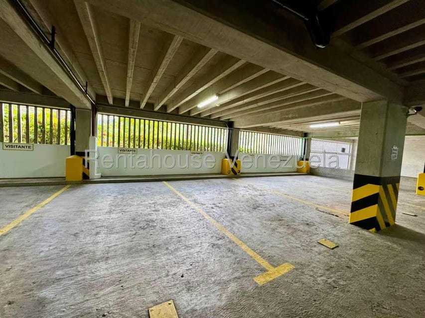 Apartamento (Planta Baja) en Venta en Lomas del Sol, Distrito Metropolitano - 24