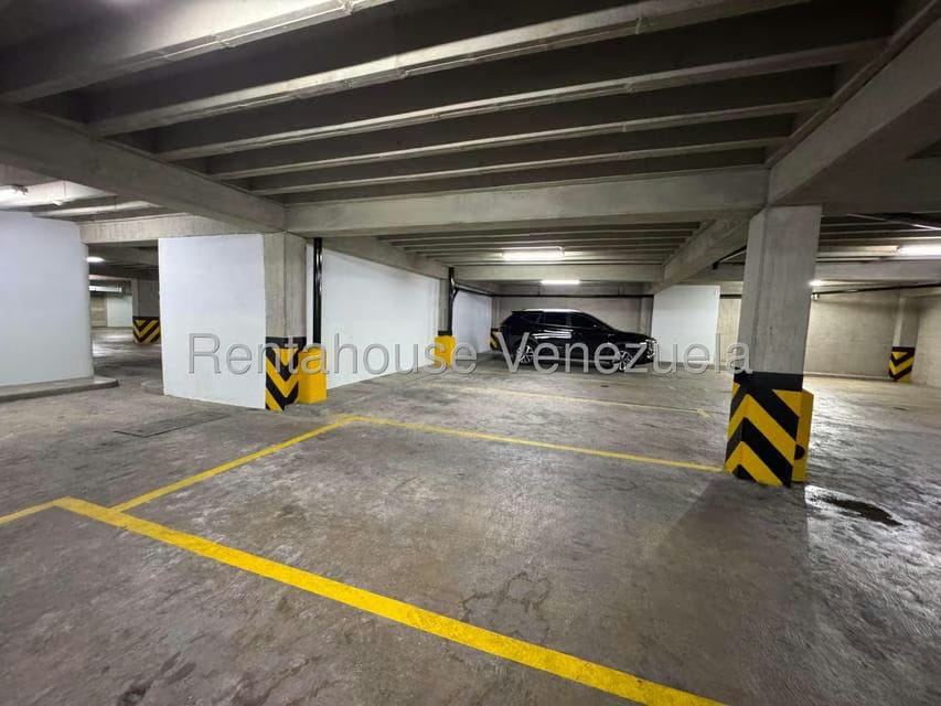 Apartamento (Planta Baja) en Venta en Lomas del Sol, Distrito Metropolitano - 25