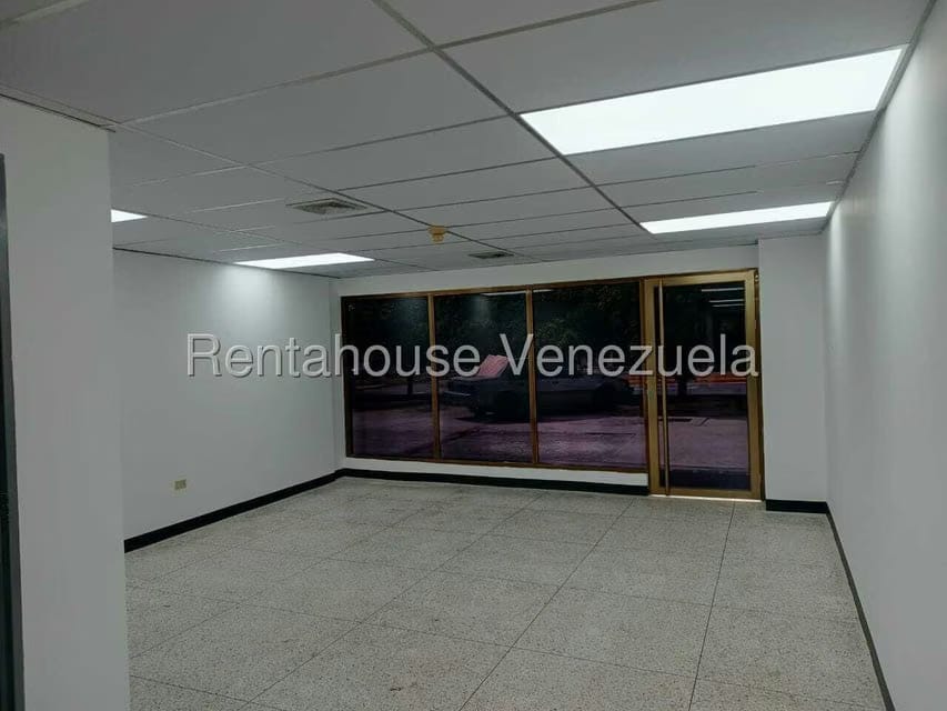 Comercial (Local Comercial) en Alquiler en 5 de Julio, Zulia - 2