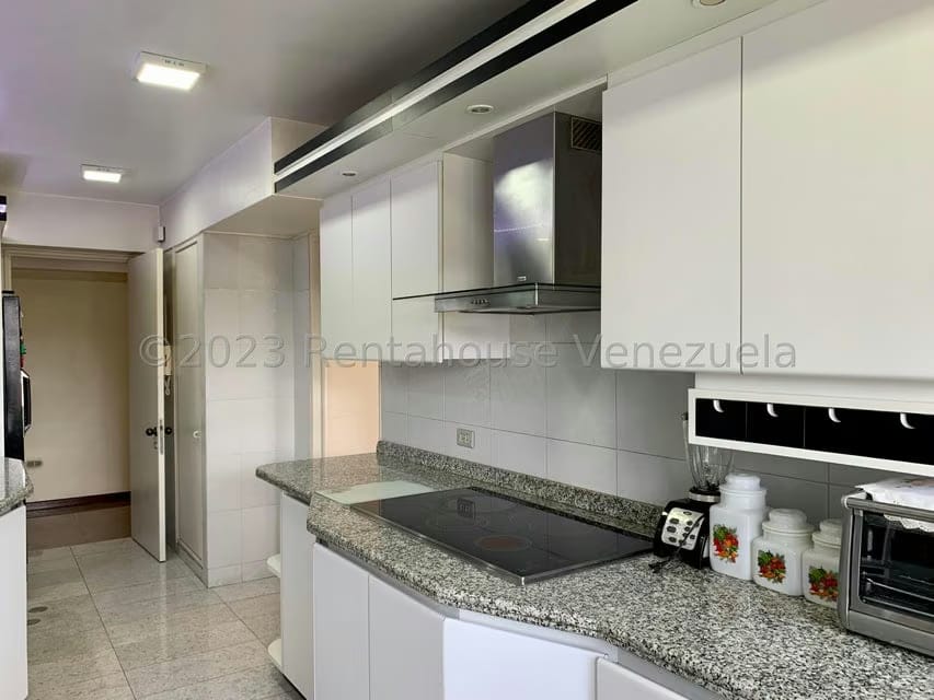 Apartamento (1 Nivel) en Alquiler en Sorocaima, Distrito Metropolitano - 8