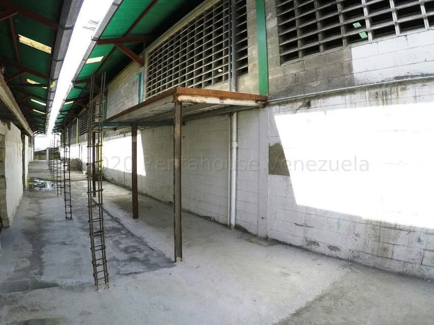 Comercial (Galpon - Deposito) en Venta en Mariche, Distrito Metropolitano - 29