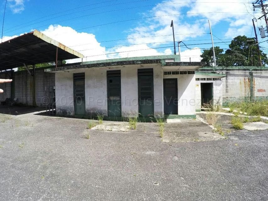 Comercial (Galpon - Deposito) en Venta en Mariche, Distrito Metropolitano - 30