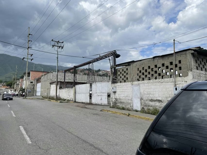 Comercial (Galpon - Deposito) en Venta en Ezequiel Zamora, Vargas - 16