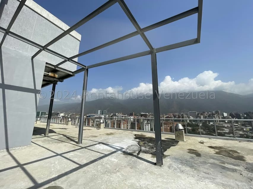 Comercial (Local Comercial) en Venta en Las Mercedes, Distrito Metropolitano - 2