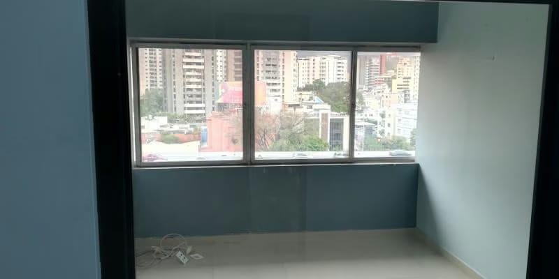 Comercial (Oficina) en Alquiler en Colinas de Bello Monte, Distrito Metropolitano - 13