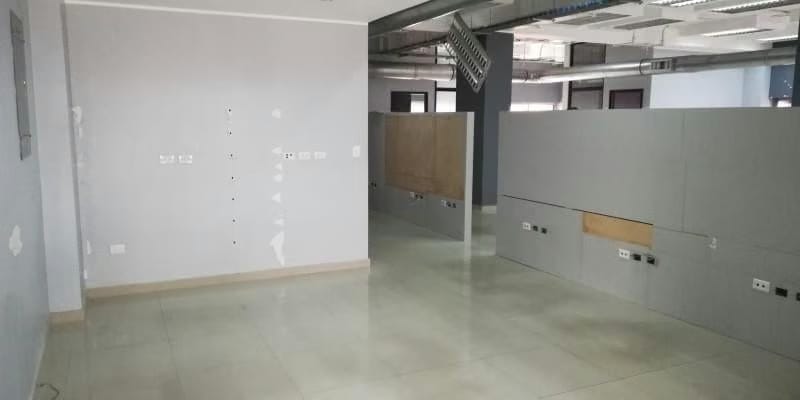 Comercial (Oficina) en Alquiler en Colinas de Bello Monte, Distrito Metropolitano - 16
