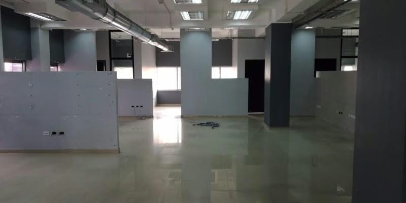 Comercial (Oficina) en Alquiler en Colinas de Bello Monte, Distrito Metropolitano - 4