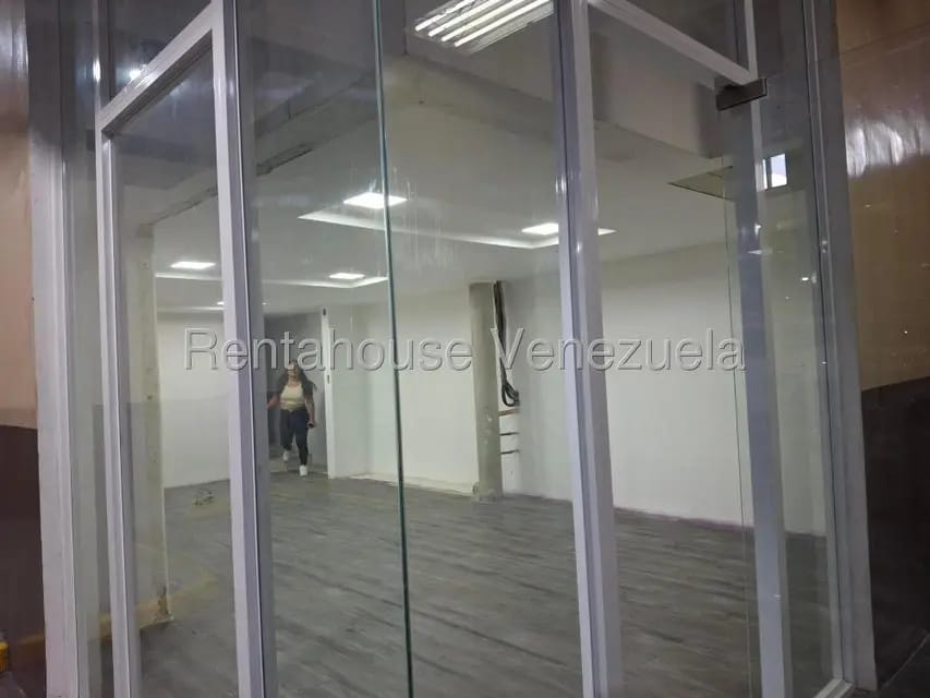 Comercial (Local Comercial) en Venta en Chacao, Distrito Metropolitano - 12