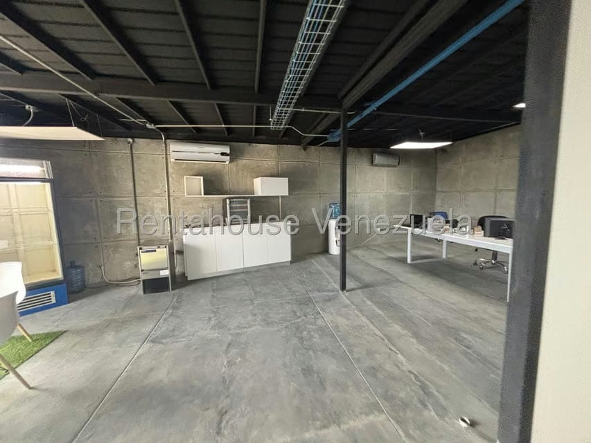 Comercial (Galpon - Deposito) en Venta en La Union, Distrito Metropolitano - 11