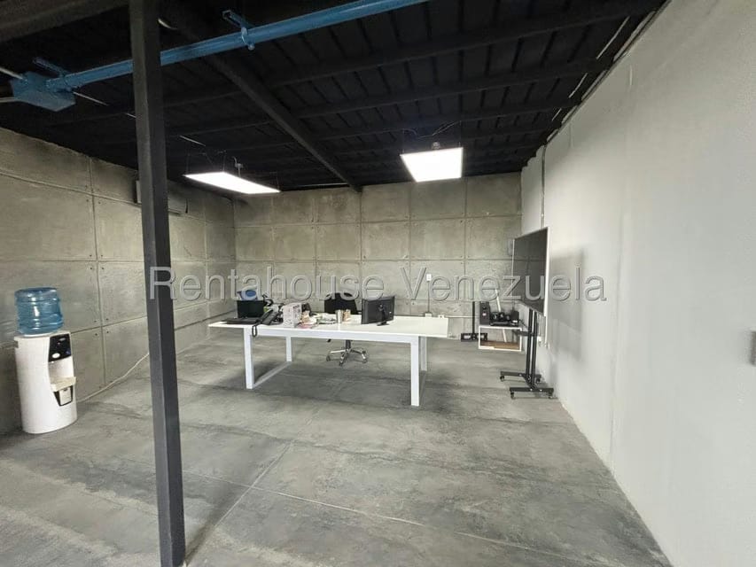 Comercial (Galpon - Deposito) en Venta en La Union, Distrito Metropolitano - 12