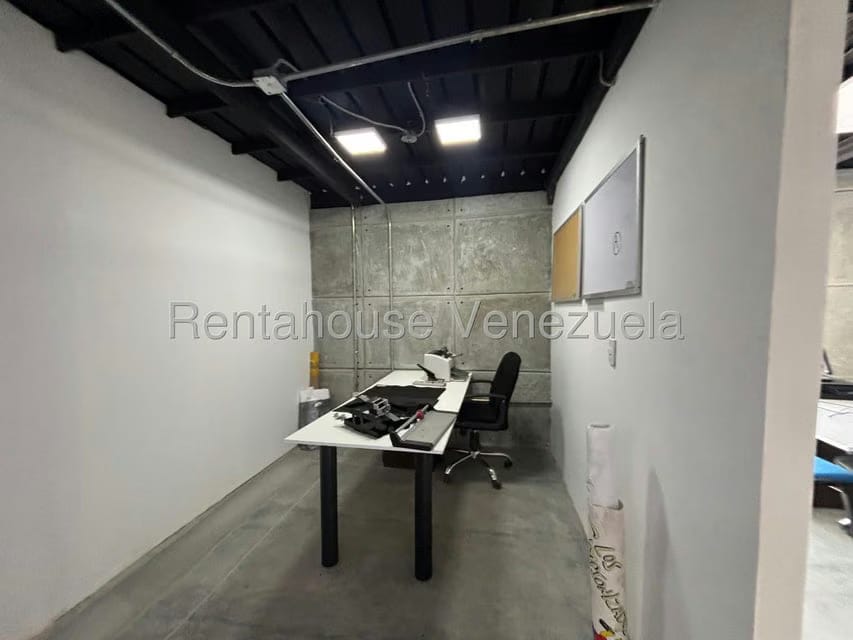 Comercial (Galpon - Deposito) en Venta en La Union, Distrito Metropolitano - 16