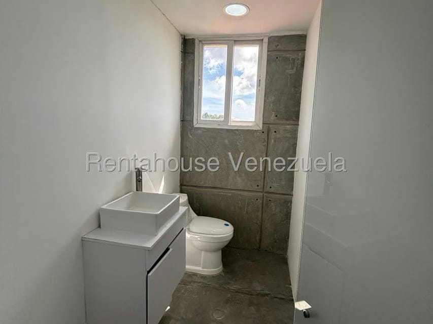 Comercial (Galpon - Deposito) en Venta en La Union, Distrito Metropolitano - 19
