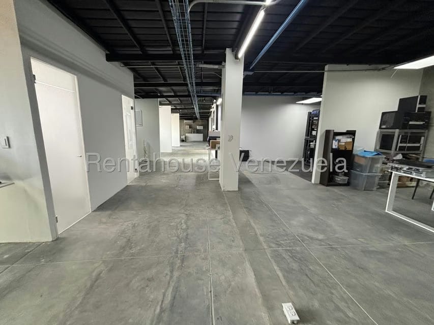 Comercial (Galpon - Deposito) en Venta en La Union, Distrito Metropolitano - 23