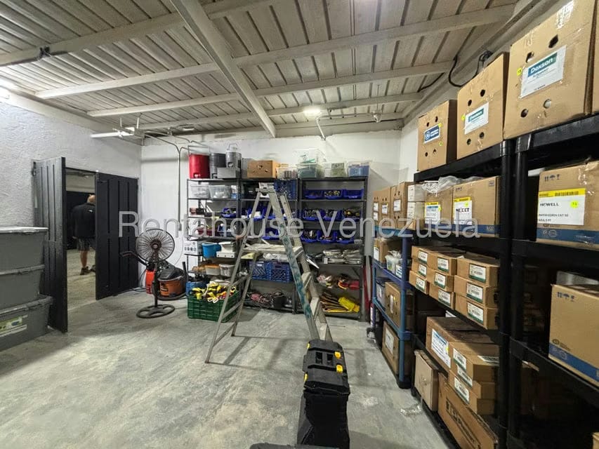 Comercial (Galpon - Deposito) en Venta en La Union, Distrito Metropolitano - 33