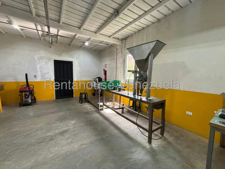 Comercial (Galpon - Deposito) en Venta en La Union, Distrito Metropolitano - 39