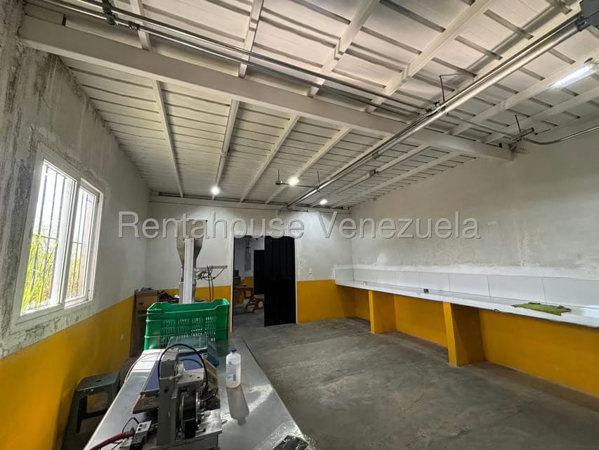 Comercial (Galpon - Deposito) en Venta en La Union, Distrito Metropolitano - 42