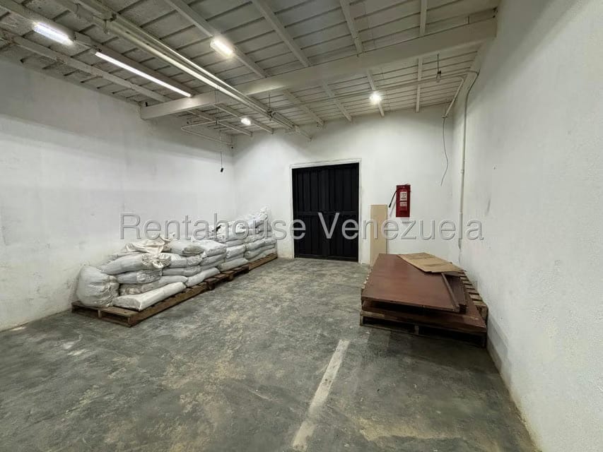 Comercial (Galpon - Deposito) en Venta en La Union, Distrito Metropolitano - 45