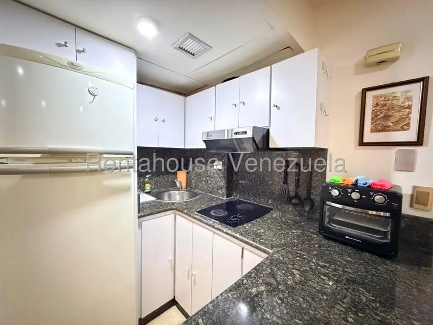 Apartamento (1 Nivel) en Alquiler en Campo Alegre, Distrito Metropolitano - 13