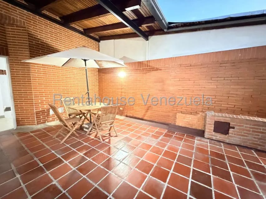 Apartamento (1 Nivel) en Alquiler en Campo Alegre, Distrito Metropolitano - 19