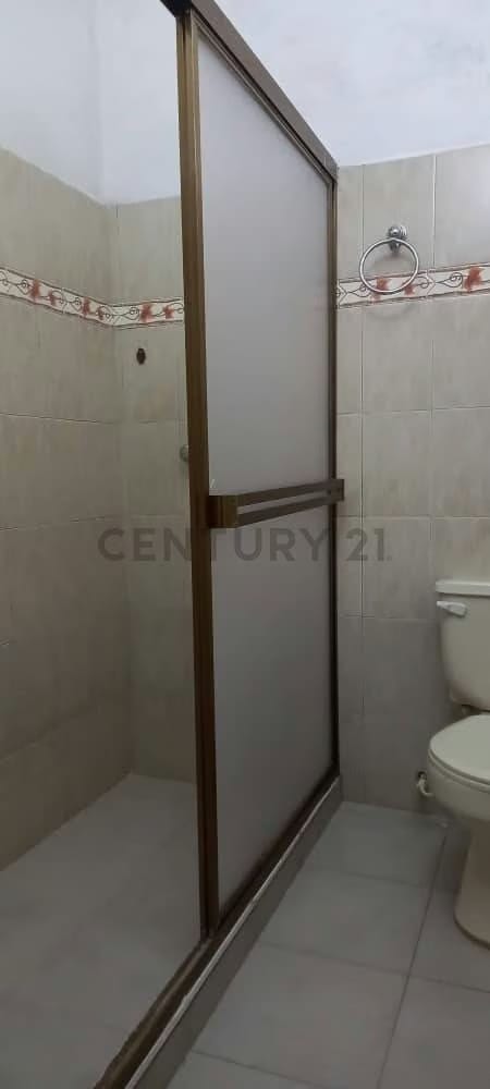 Venta de Casa Vacacional en Chichiriviche - 25