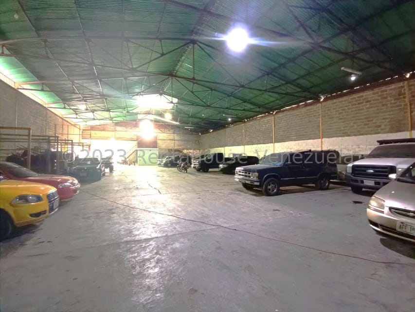 Comercial (Galpon - Deposito) en Venta en El Llanito, Distrito Metropolitano - 2