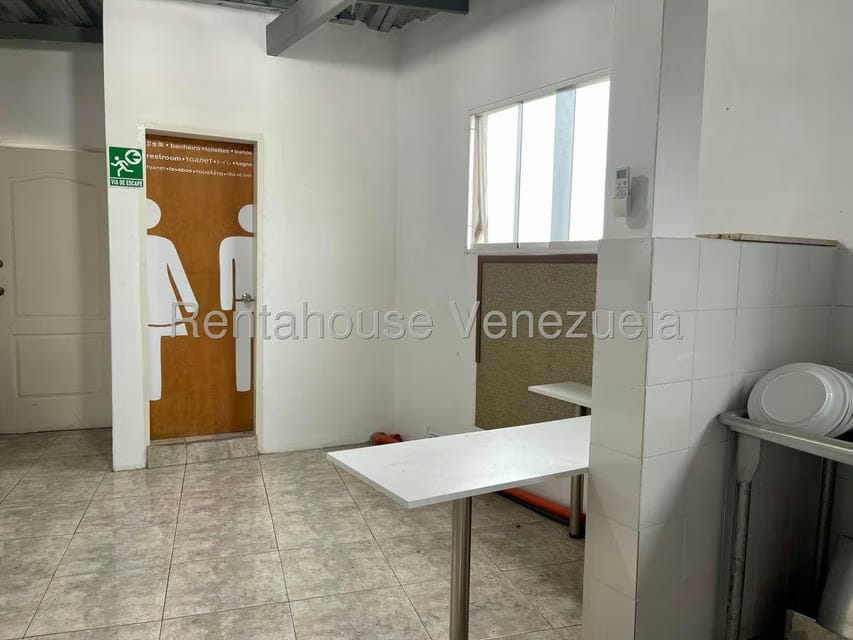 Comercial (Local Comercial) en Alquiler en El Hatillo, Distrito Metropolitano - 7