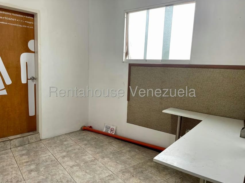 Comercial (Local Comercial) en Alquiler en El Hatillo, Distrito Metropolitano - 8
