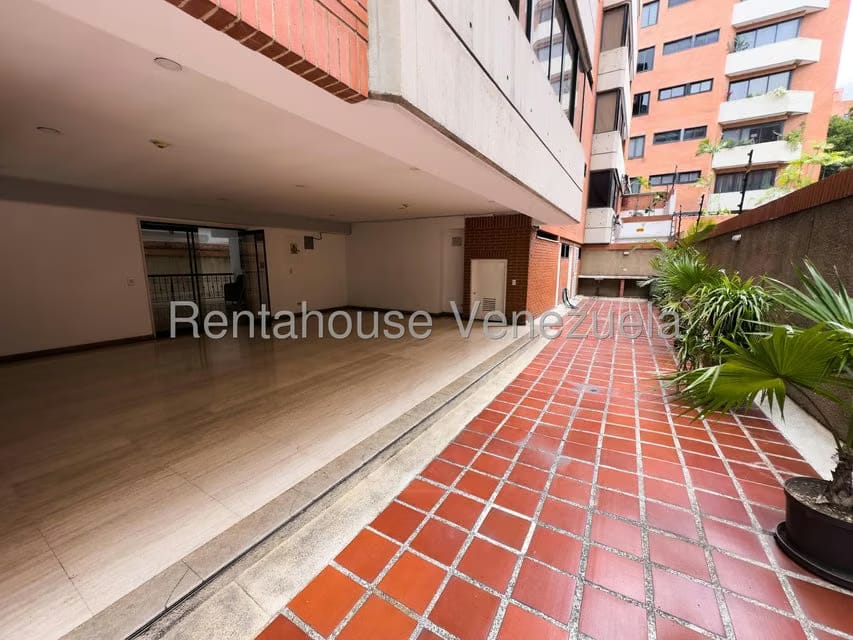 Apartamento (1 Nivel) en Alquiler en Campo Alegre, Distrito Metropolitano - 20