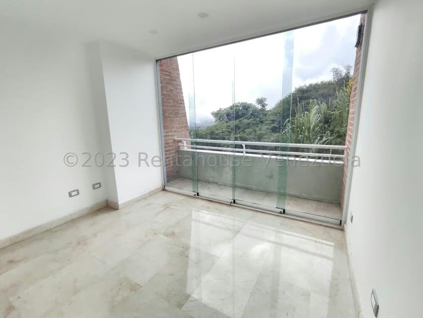 Townhouse (Multiples Niveles) en Venta en Loma Linda, Distrito Metropolitano - 13