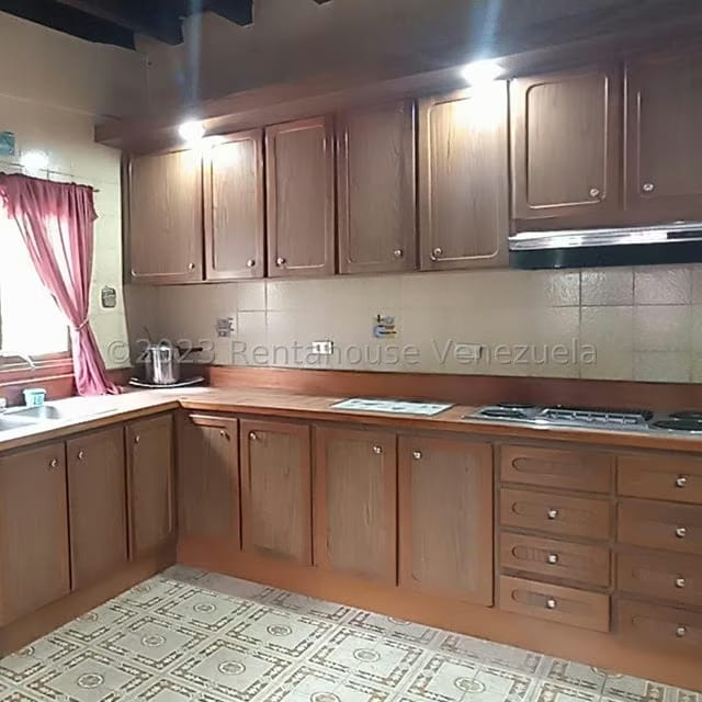 Casa (Multipes Niveles) en Venta en Club Hipico, Miranda - 30