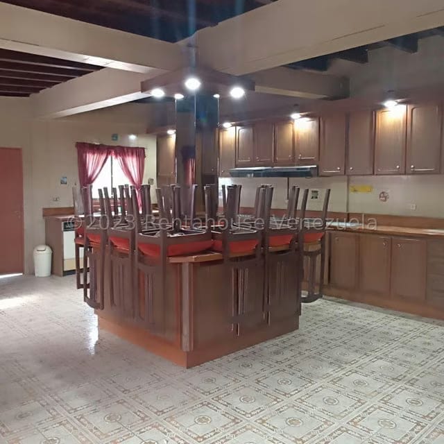 Casa (Multipes Niveles) en Venta en Club Hipico, Miranda - 10