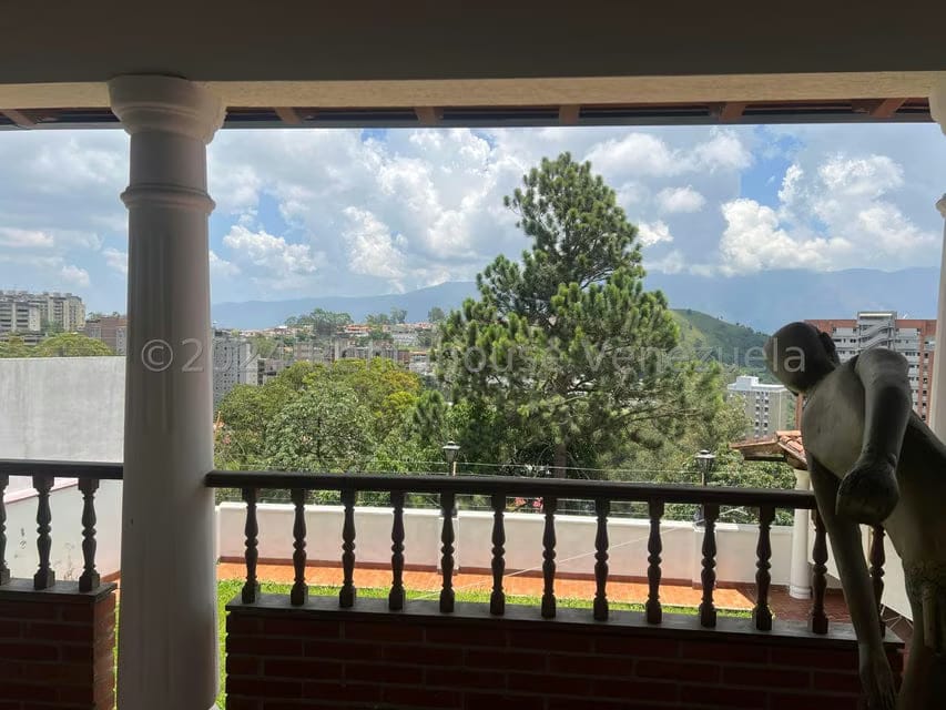 Casa (Duplex) en Venta en Los Naranjos del Cafetal, Distrito Metropolitano - 50