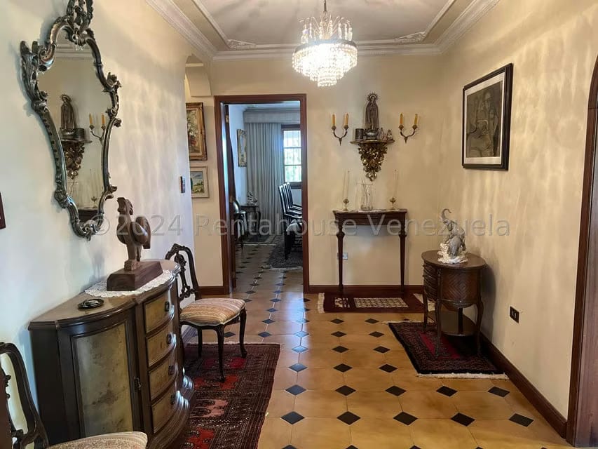 Casa (Duplex) en Venta en Los Naranjos del Cafetal, Distrito Metropolitano - 6