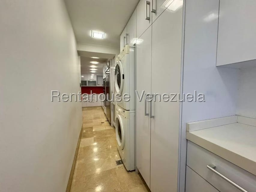 Apartamento (1 Nivel) en Venta en Colinas de Los Chaguaramos, Distrito Metropolitano - 18