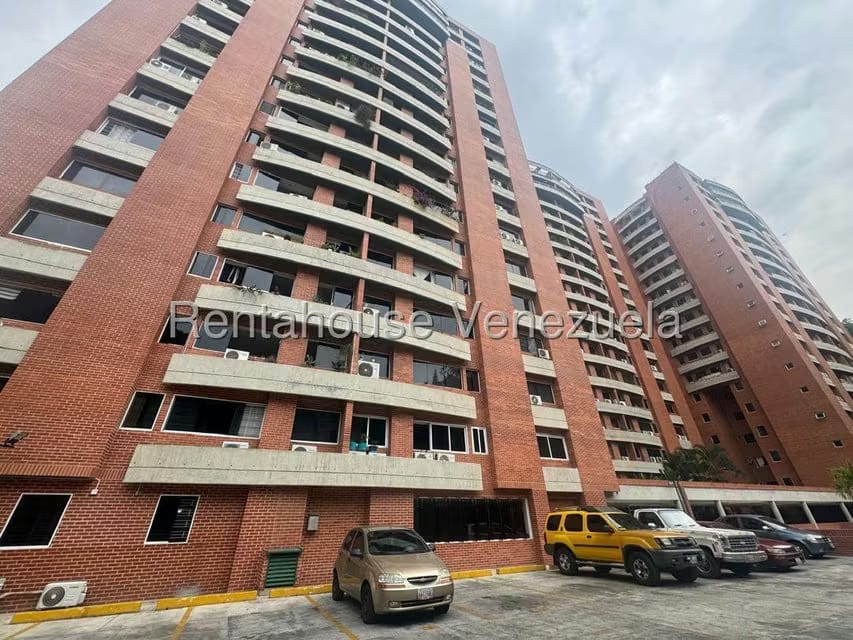 Apartamento (1 Nivel) en Venta en Colinas de Los Chaguaramos, Distrito Metropolitano - 31