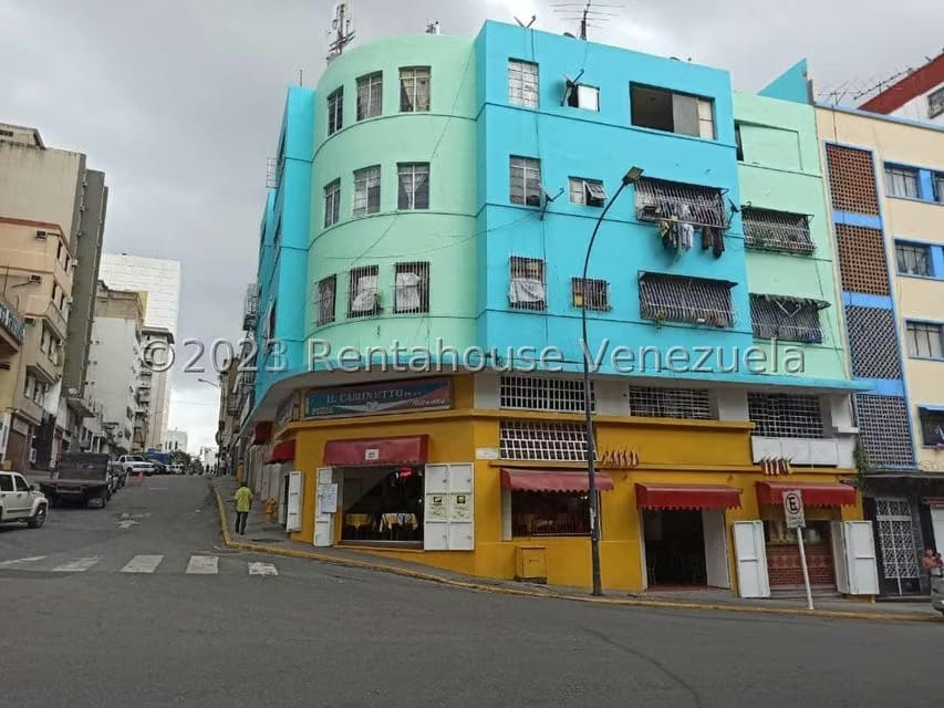 Comercial (Edificio) en Venta en Parroquia Catedral, Distrito Metropolitano - 5