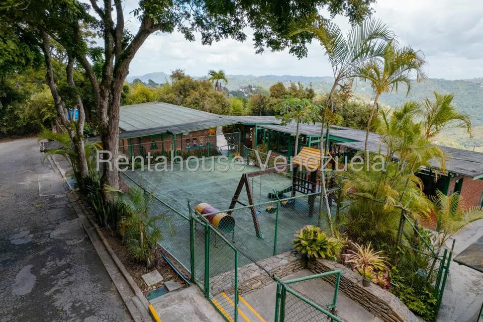 Terreno (Comercial) en Venta en Oripoto, Distrito Metropolitano - 13