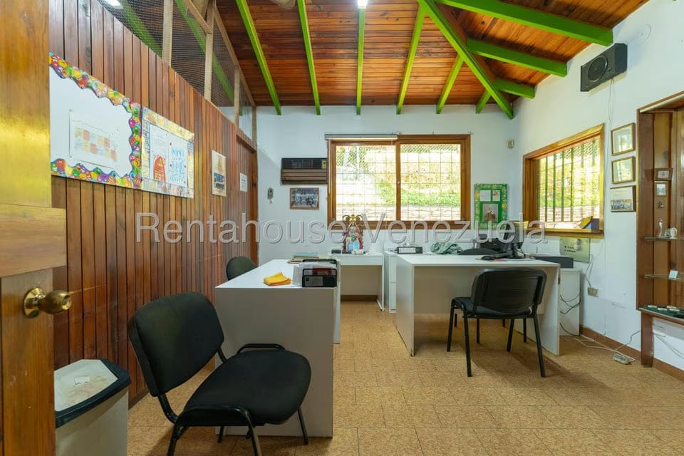 Terreno (Comercial) en Venta en Oripoto, Distrito Metropolitano - 21