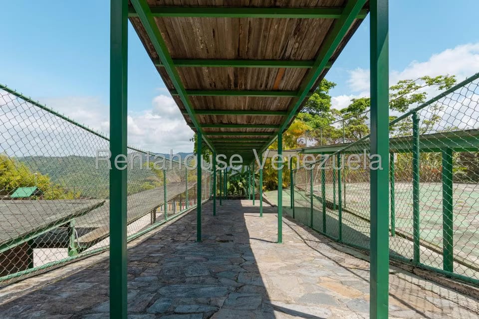 Terreno (Comercial) en Venta en Oripoto, Distrito Metropolitano - 39