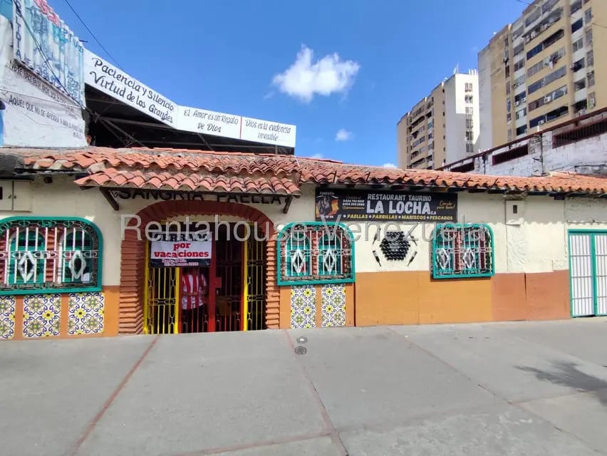 Comercial (Local Comercial) en Venta en Centro de Charallave, Miranda